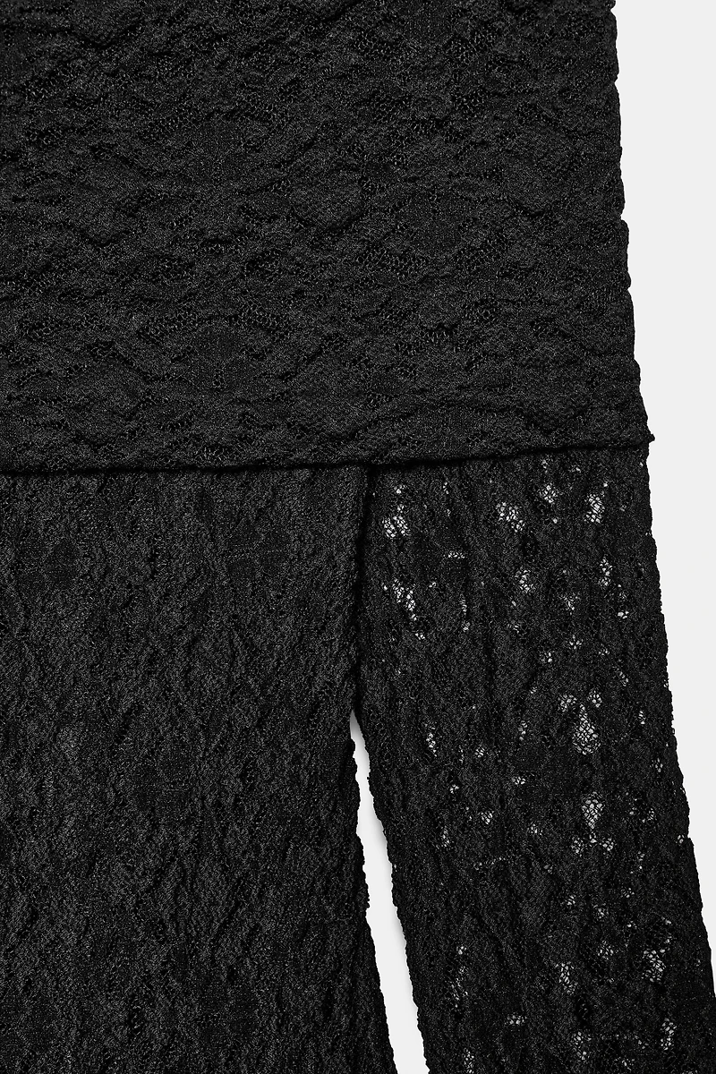 ROBE EN DENTELLE BUSTIER