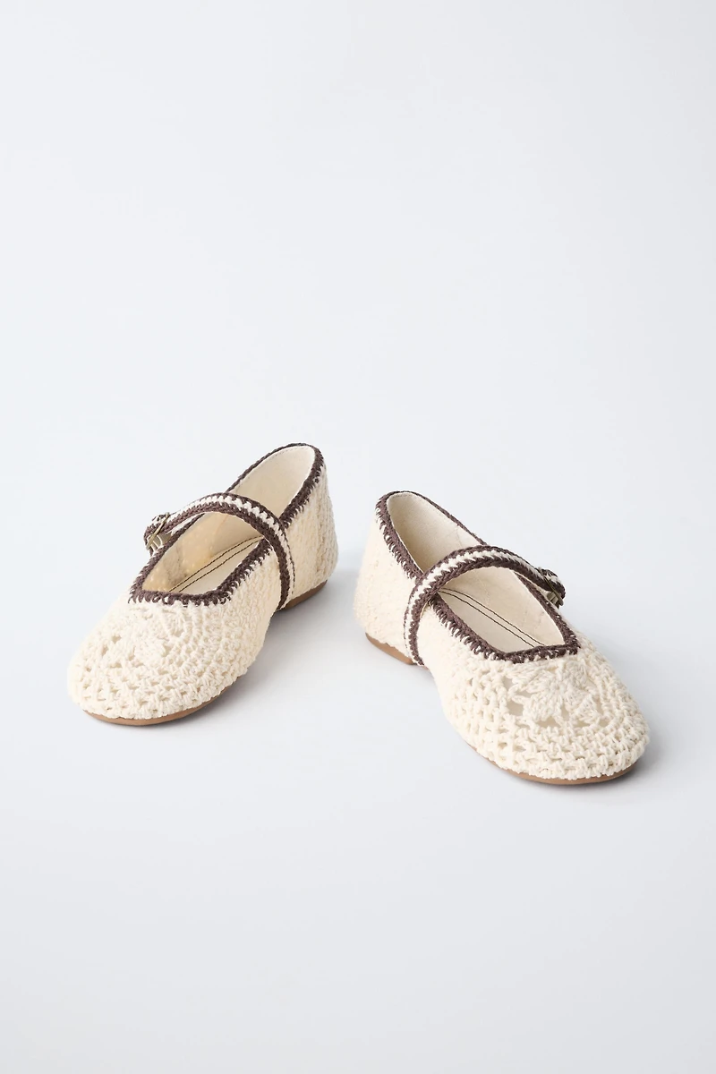CROCHET BALLET FLATS