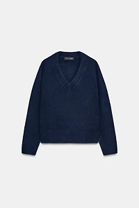 PULL DOUX EN MAILLE COL V