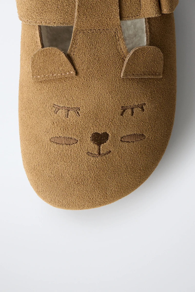 ANIMAL PRINT LEATHER CLOGS