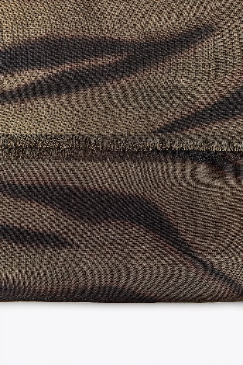 ANIMAL PRINT SCARF
