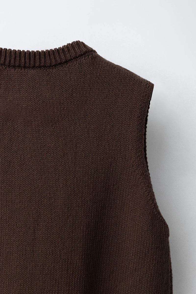 KNIT BUTTON-UP VEST