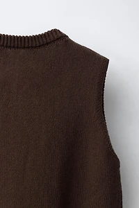 KNIT BUTTON-UP VEST
