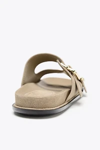 SPLIT LEATHER STRAPPY FLAT SANDALS