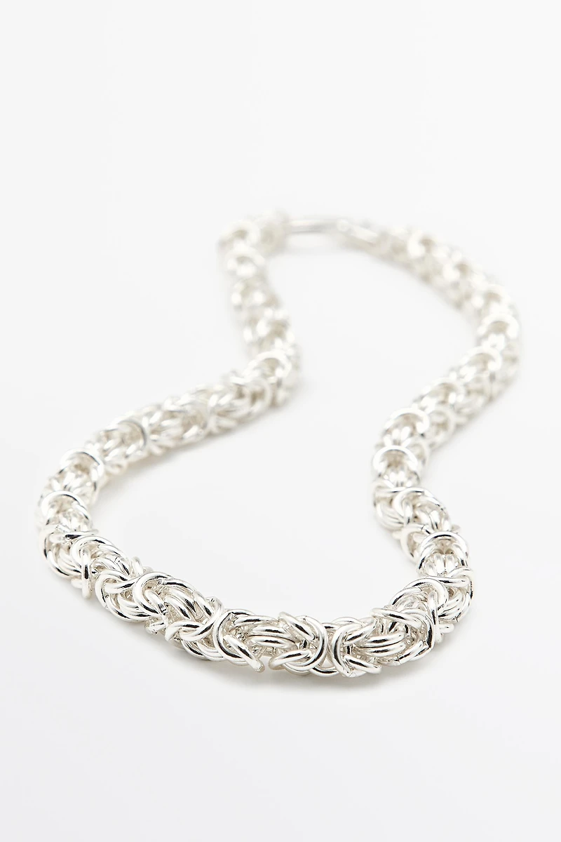Link chain necklace