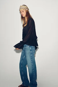 FLOWY RUFFLED TOP