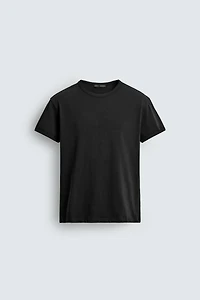 T-SHIRT MUSCLE TEE FIT
