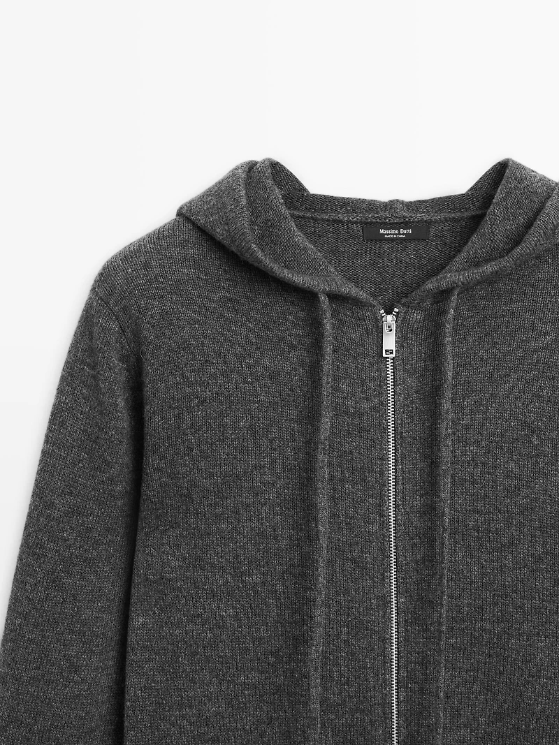 Cardigan zippé à capuche en laine mélangée