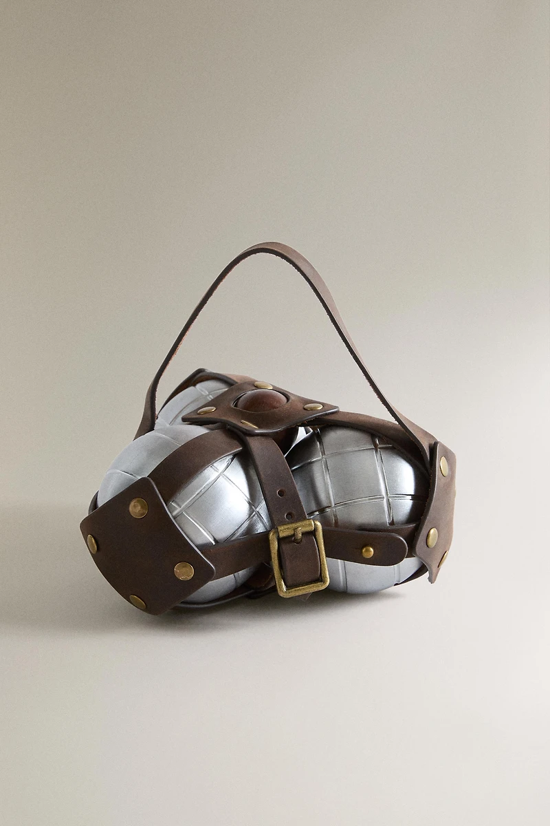 ENSEMBLE DE PÉTANQUE HOUSSE EN CUIR