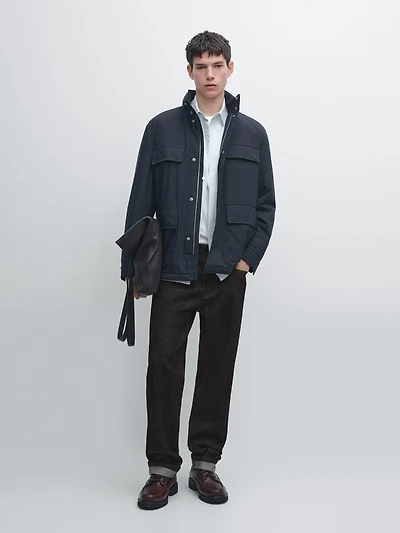 Water-repellent puffer jacket with pockets