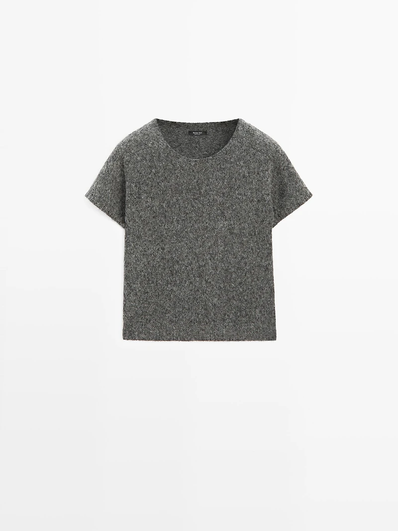 Short knit alpaca and wool sweater