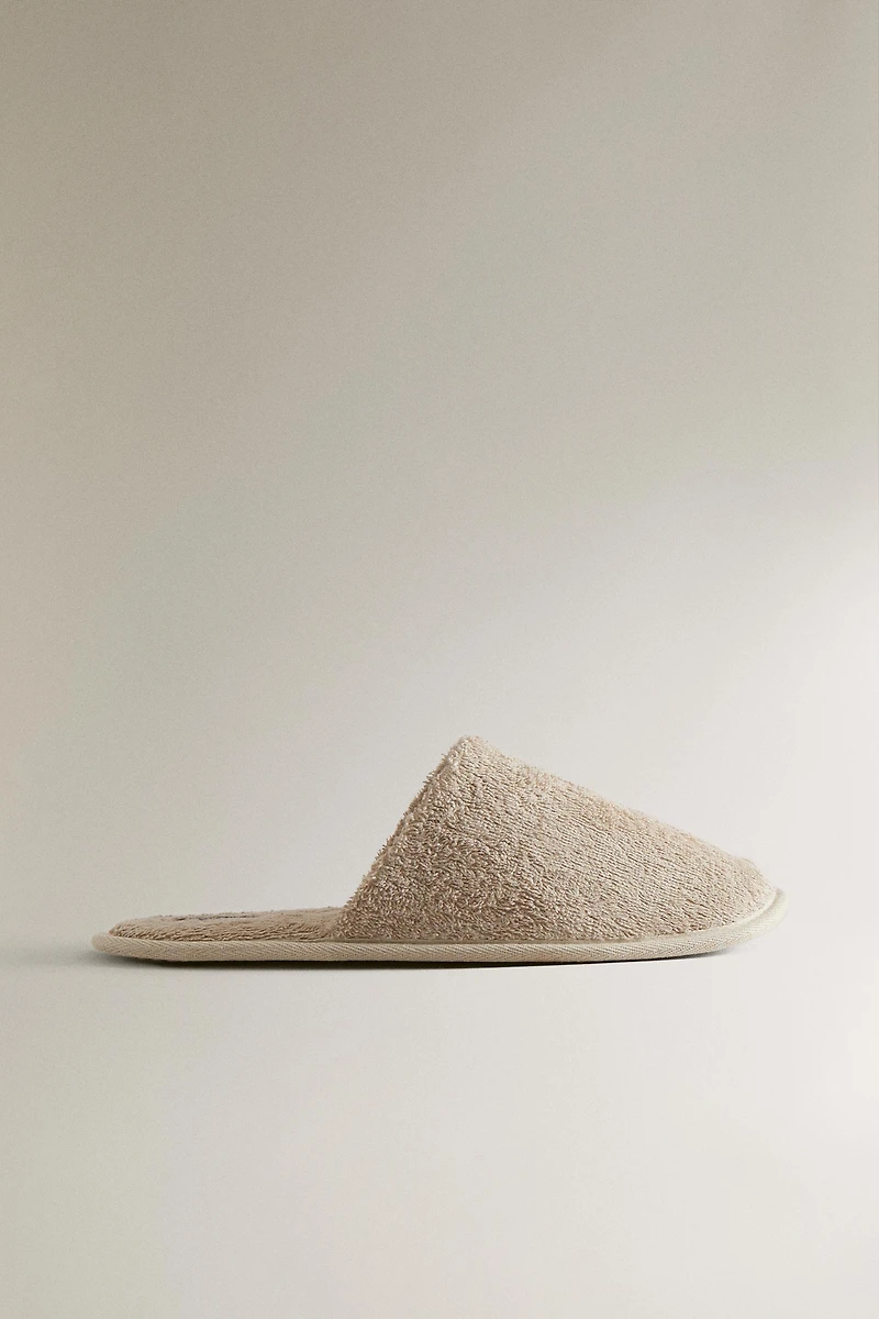 TERRY BATHROOM SLIPPERS