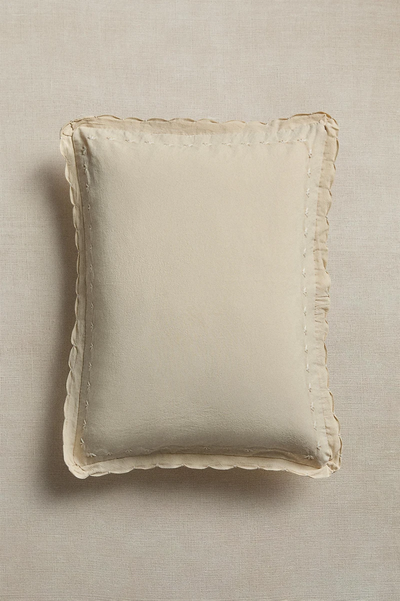 HOUSSE DE COUSSIN ENFANT BORD AJOURÉ