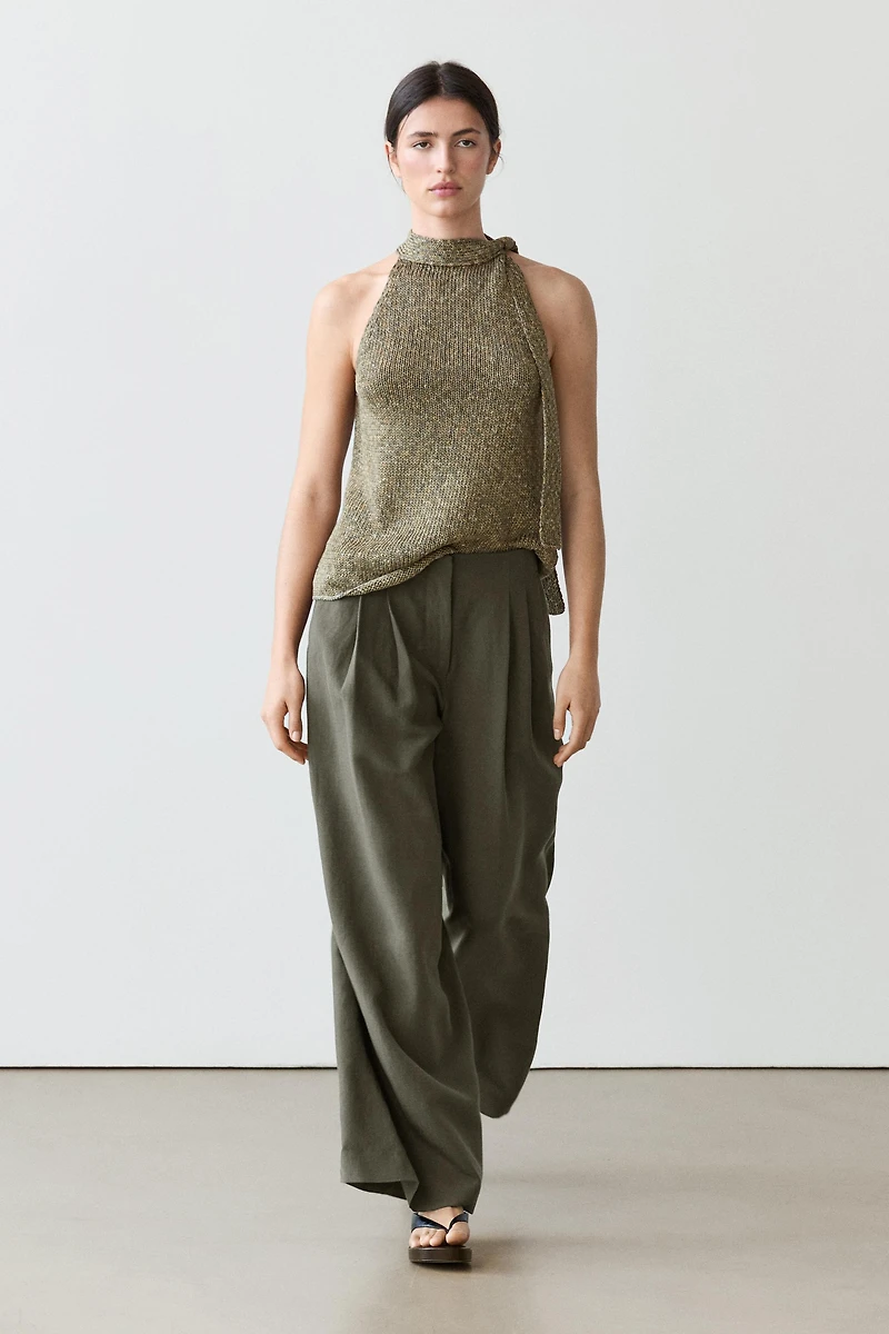 Darted wide-leg trousers