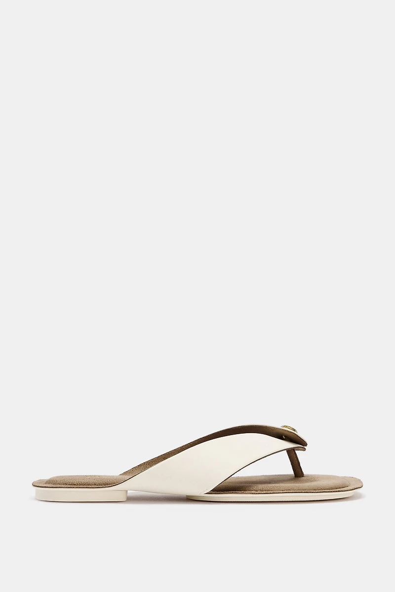 FLAT METALLIC DETAIL SANDALS