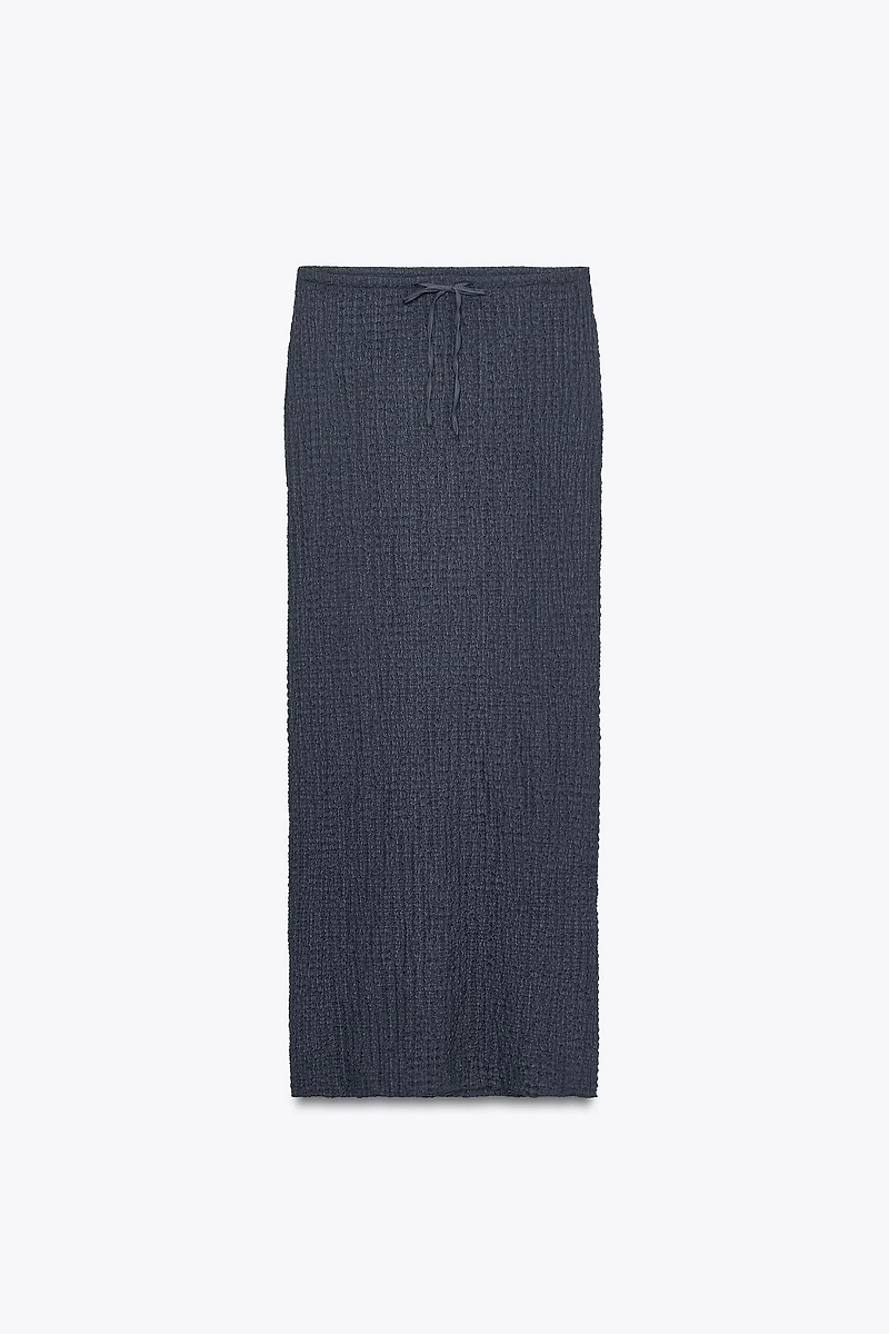 TEXTURED MIDI SKIRT