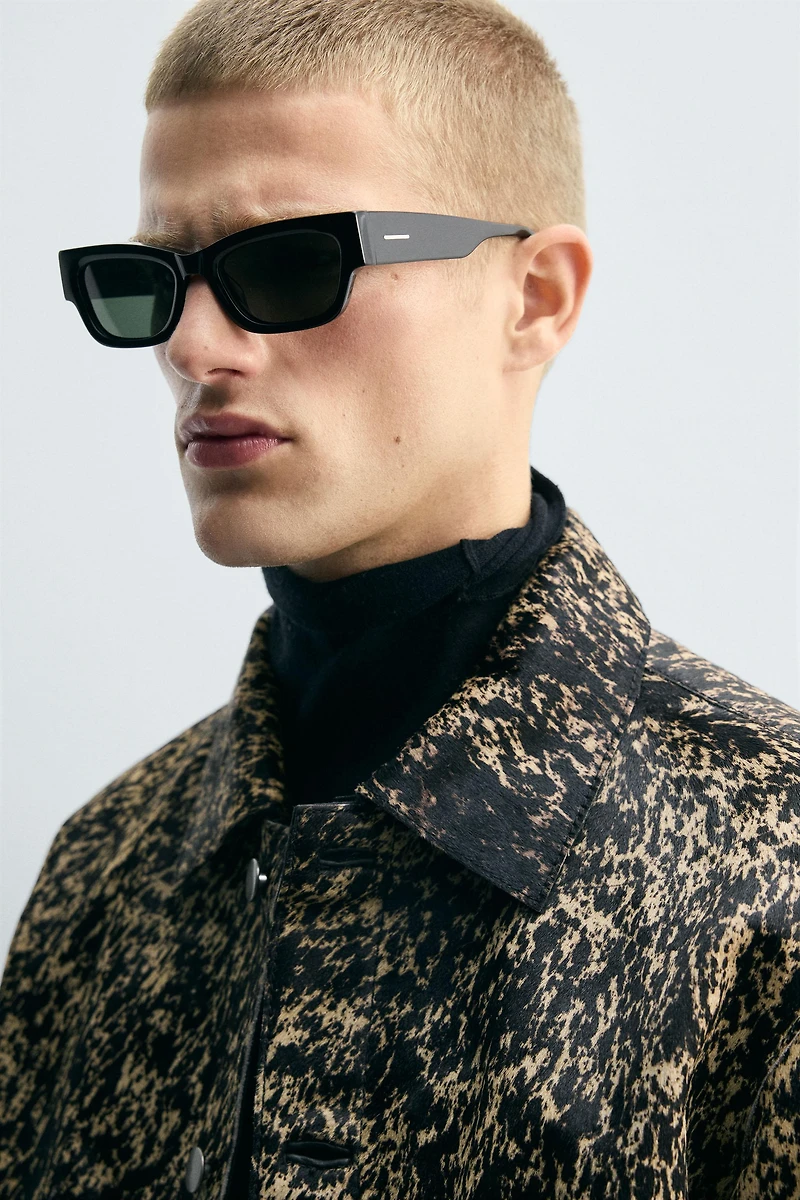 VESTE EN CUIR EFFET FOURRURE IMPRIMÉ