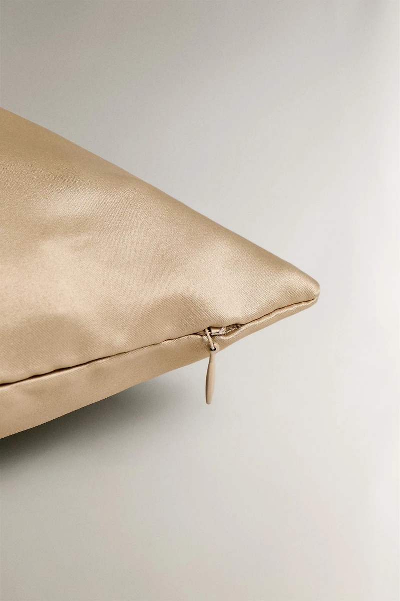 EMBROIDERED THROW PILLOW COVER