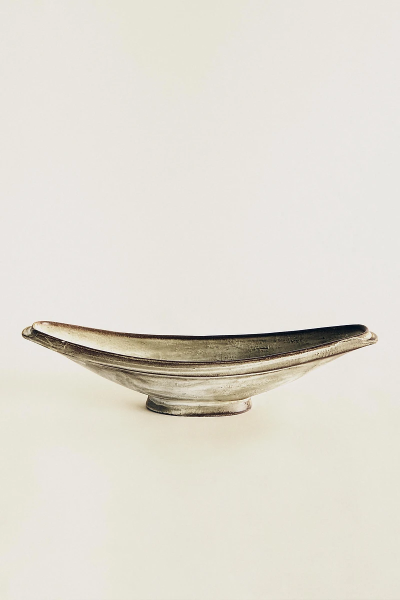 DECORATIVE CERAMIC BOWL