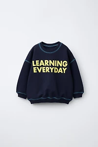CONTRAST STITCHING TEXT SWEATSHIRT