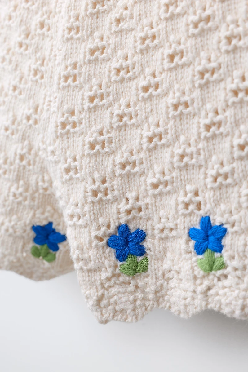 SHORT EN MAILLE CROCHET BRODÉ