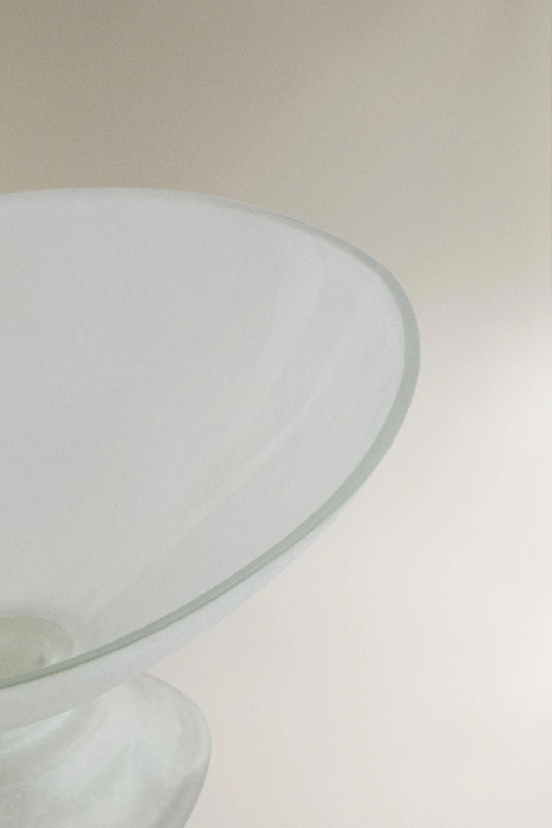 DECORATIVE GLASS BOWL