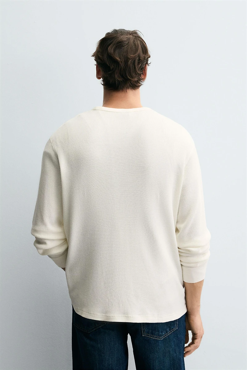 T-SHIRT STRUCTURÉ QUADRILLÉ