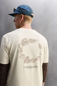 GRAPHIC PRINT T-SHIRT