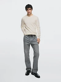 Straight-leg jeans