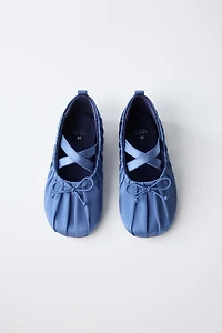 SATIN-EFFECT BALLET FLATS