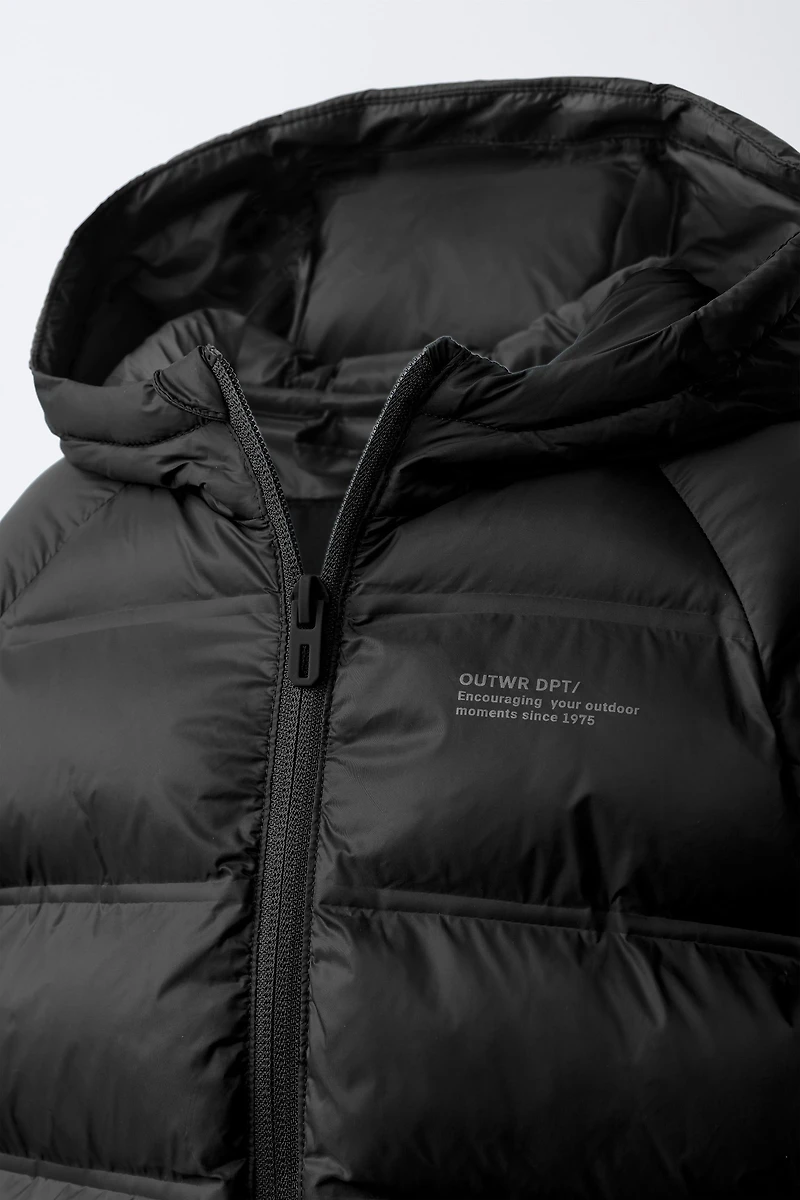LIGHTWEIGHT WATER REPELLENT JACKET