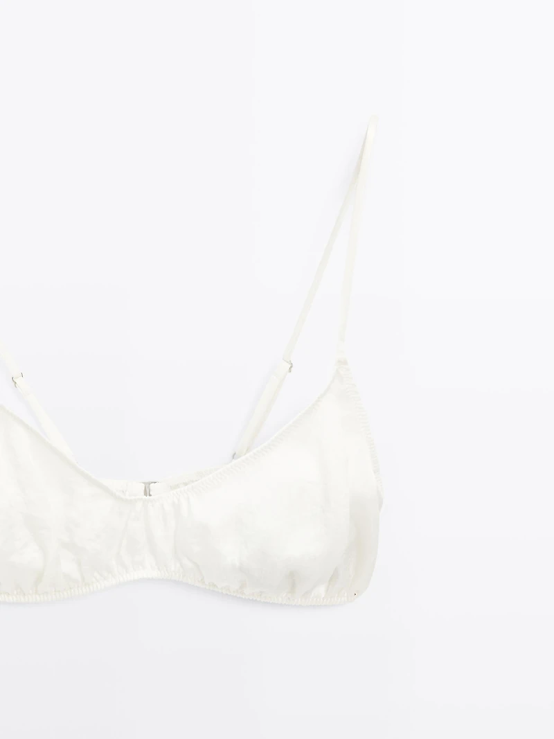 Soutien-gorge triangle satiné fronc
