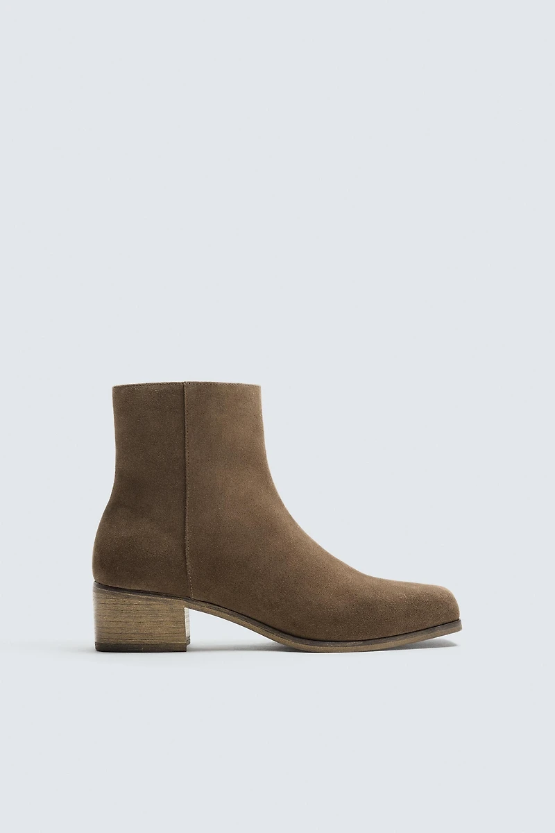 BOTTE EN CUIR À TALONS