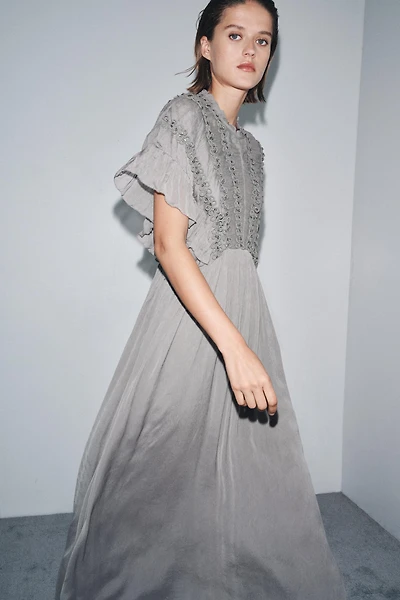 JEWELED KNOT TEXTURED DRESS