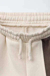 COLOR BLOCK JOGGER PANTS WITH LABEL