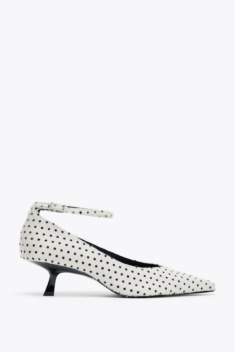 CHAUSSURES À TALONS EN CUIR AVEC EFFET FOURRURE POIS