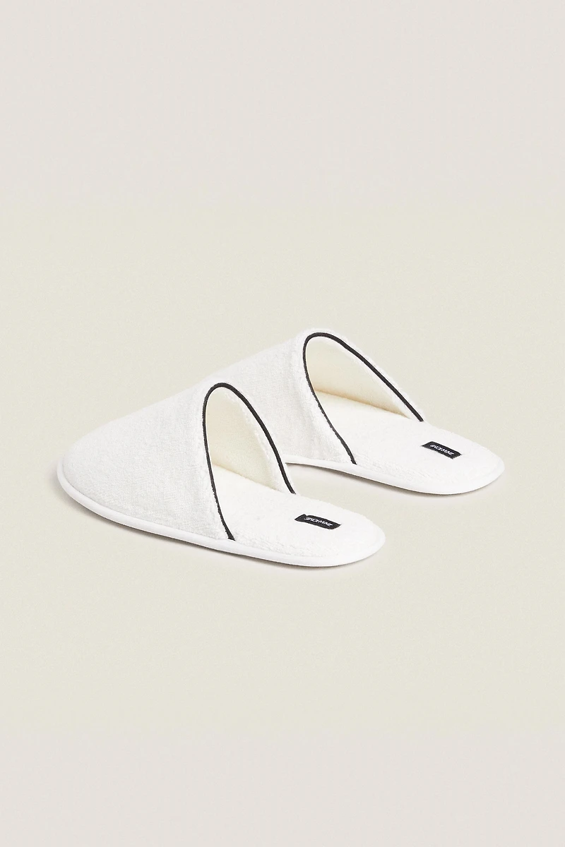 TERRYCLOTH SLIPPERS WITH PIPING