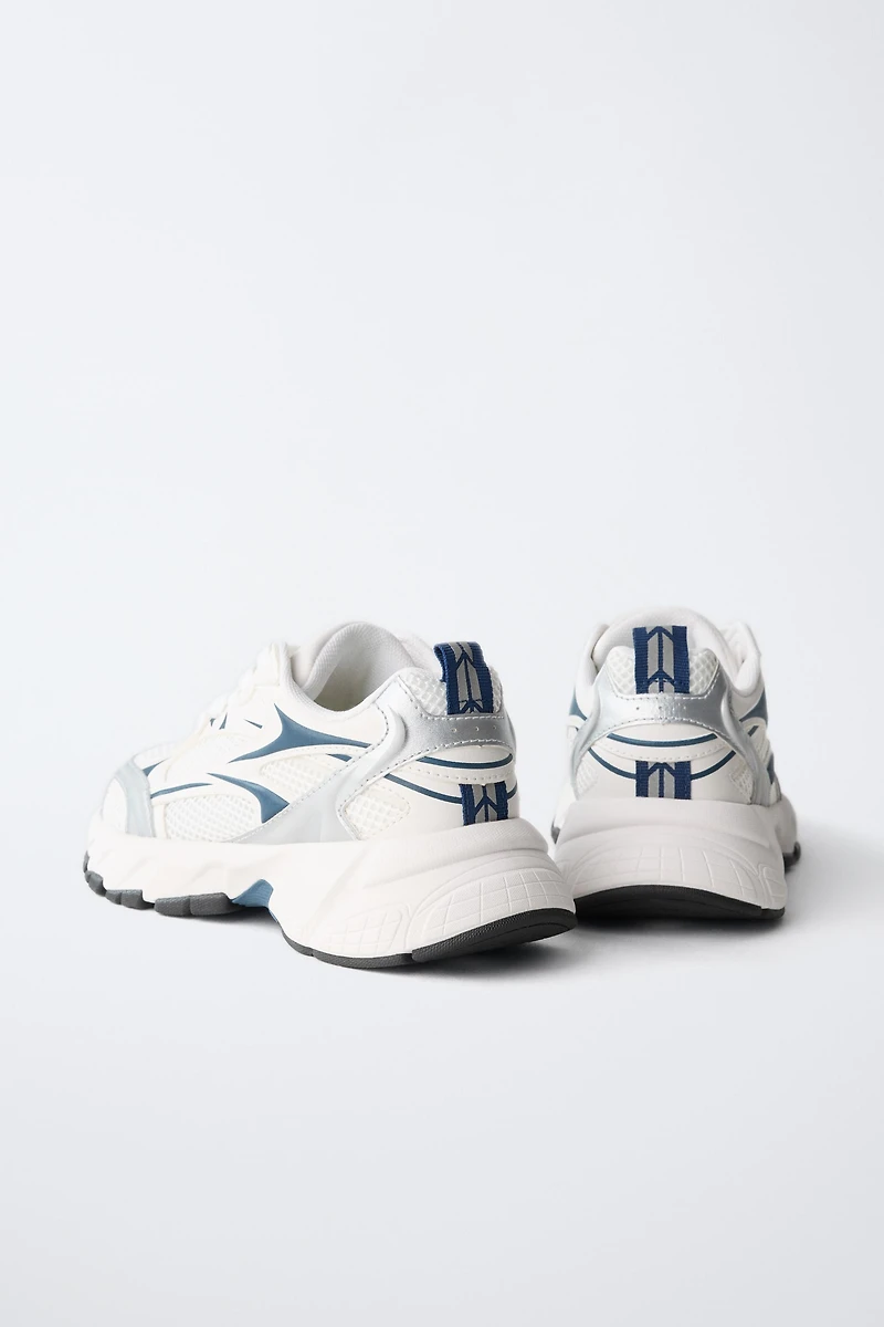 METALLIC MESH SNEAKERS
