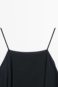 Robe midi à volant asymétrique