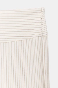 PANTALON CAPRI À RAYURES
