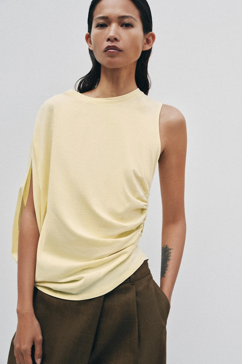 DRAPED ASYMMETRIC TOP