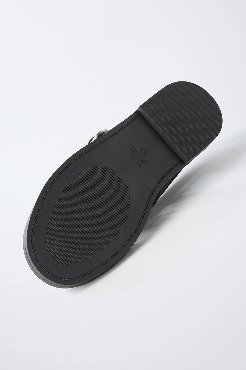 BUCKLED FISHERMAN SANDALS