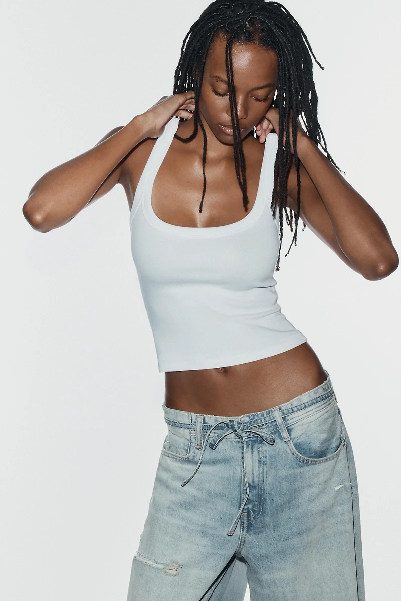 TRF BAGGY MID-RISE DISTRESSED JEANS WITH BELT