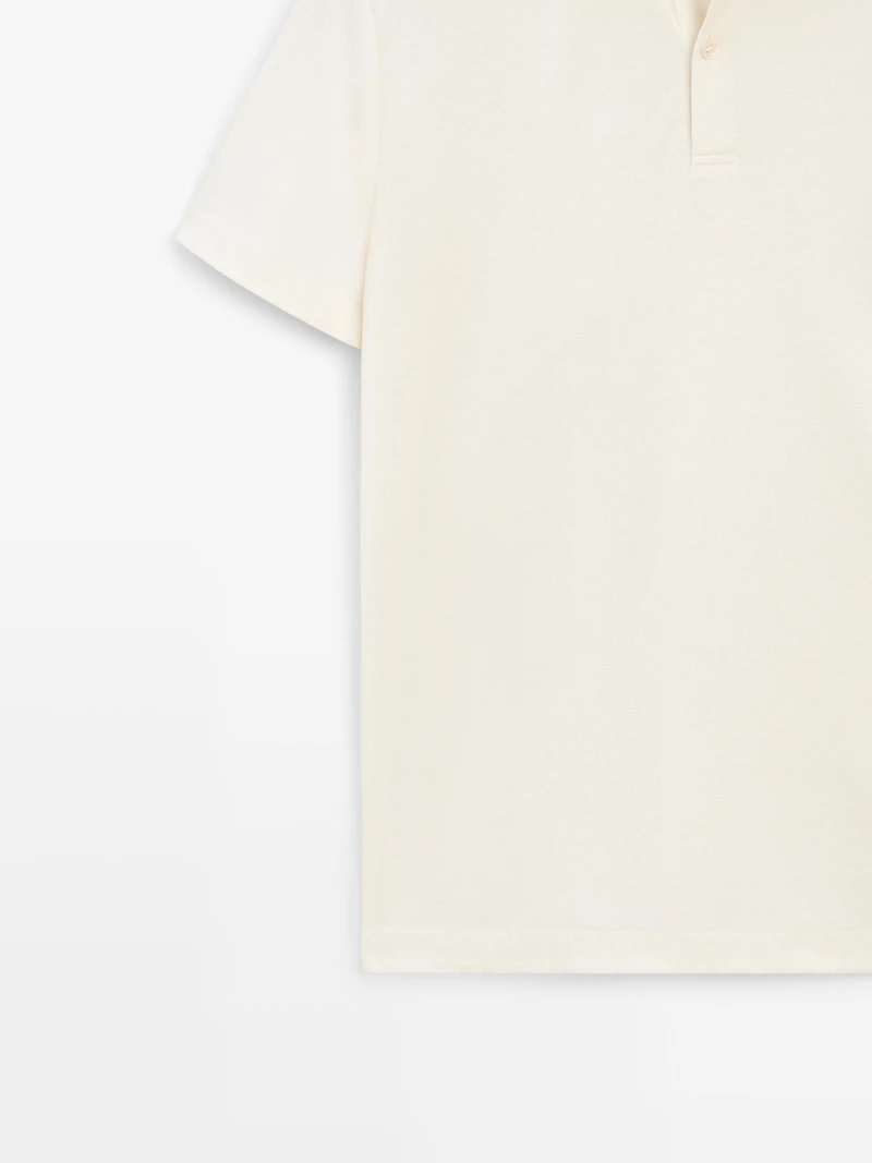 Short sleeve polo shirt with contrast seam detail