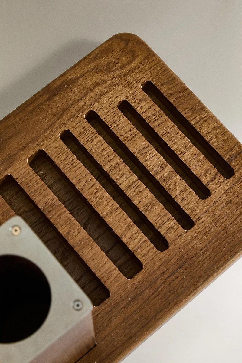 WOODEN BAR AND DISC RACK