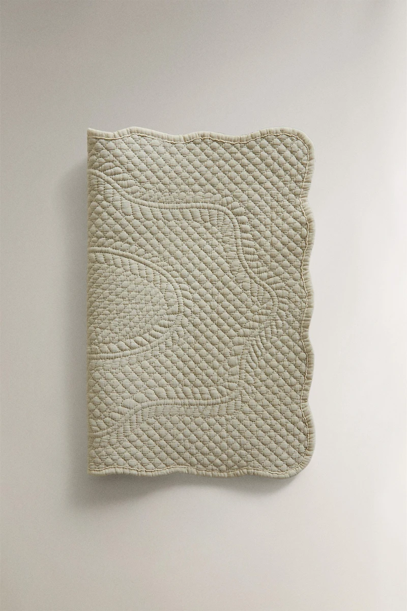 QUILTED PLACEMAT