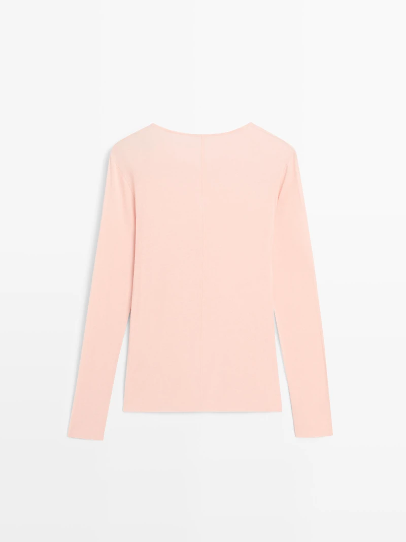 Lightweight long sleeve T-shirt