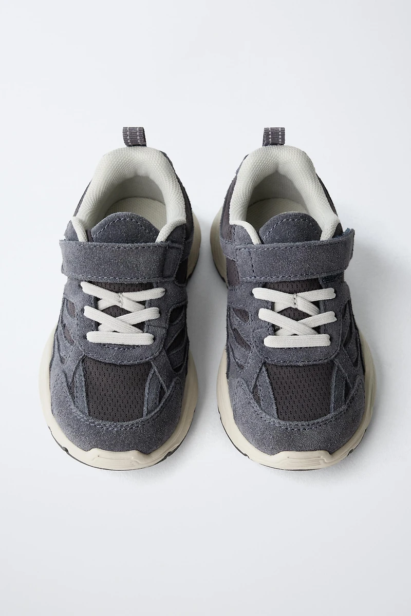 MULTI-PIECE ATHLETIC SNEAKERS