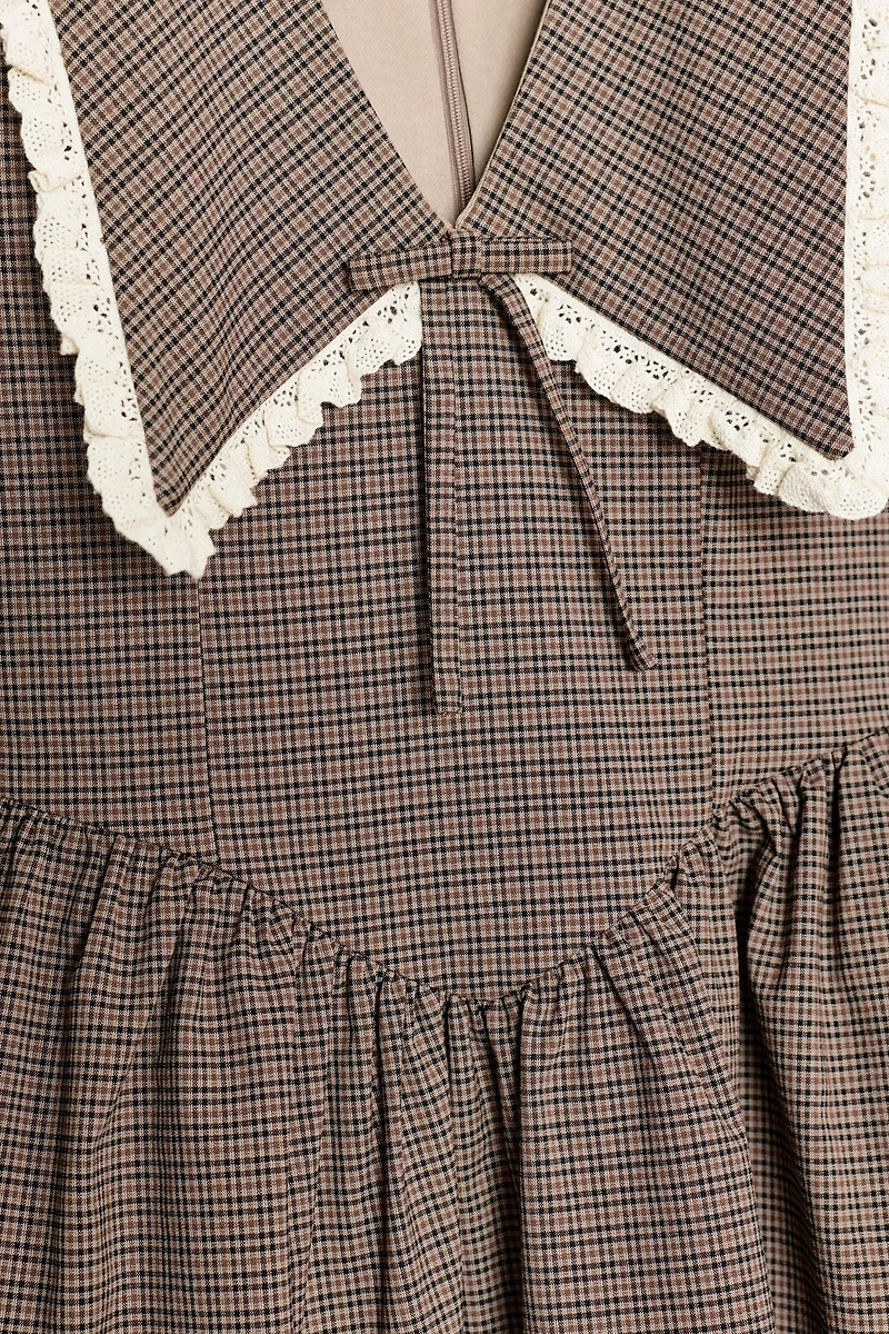PLAID PETER PAN COLLAR DRESS