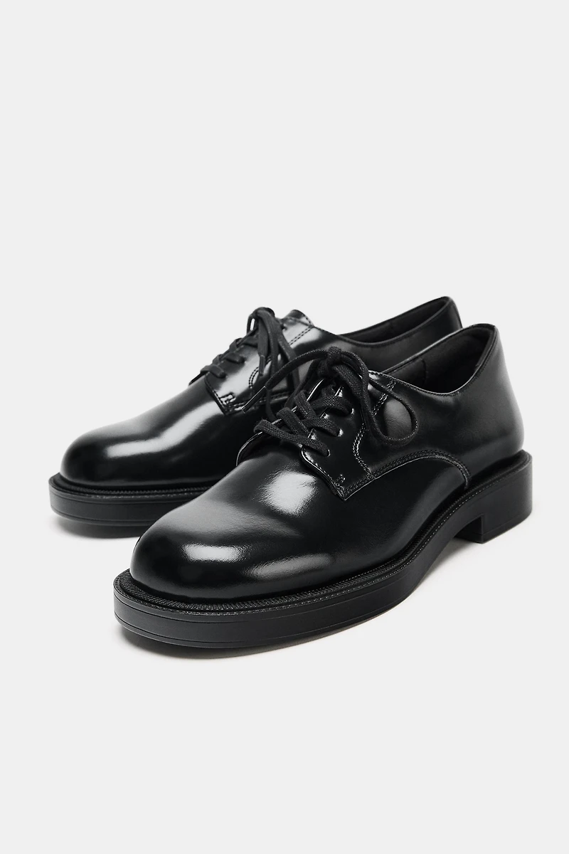 LACE-UP DERBY SHOES